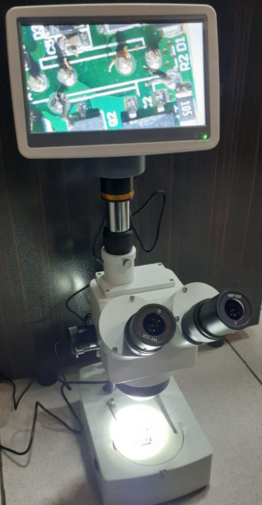 استریو میکروسکوپ سه چشم ZTXE-3